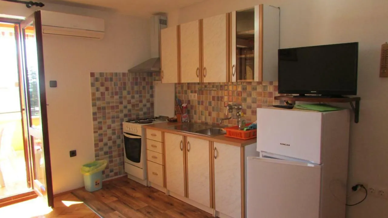 Apartmani Petunia 0*, Fazana