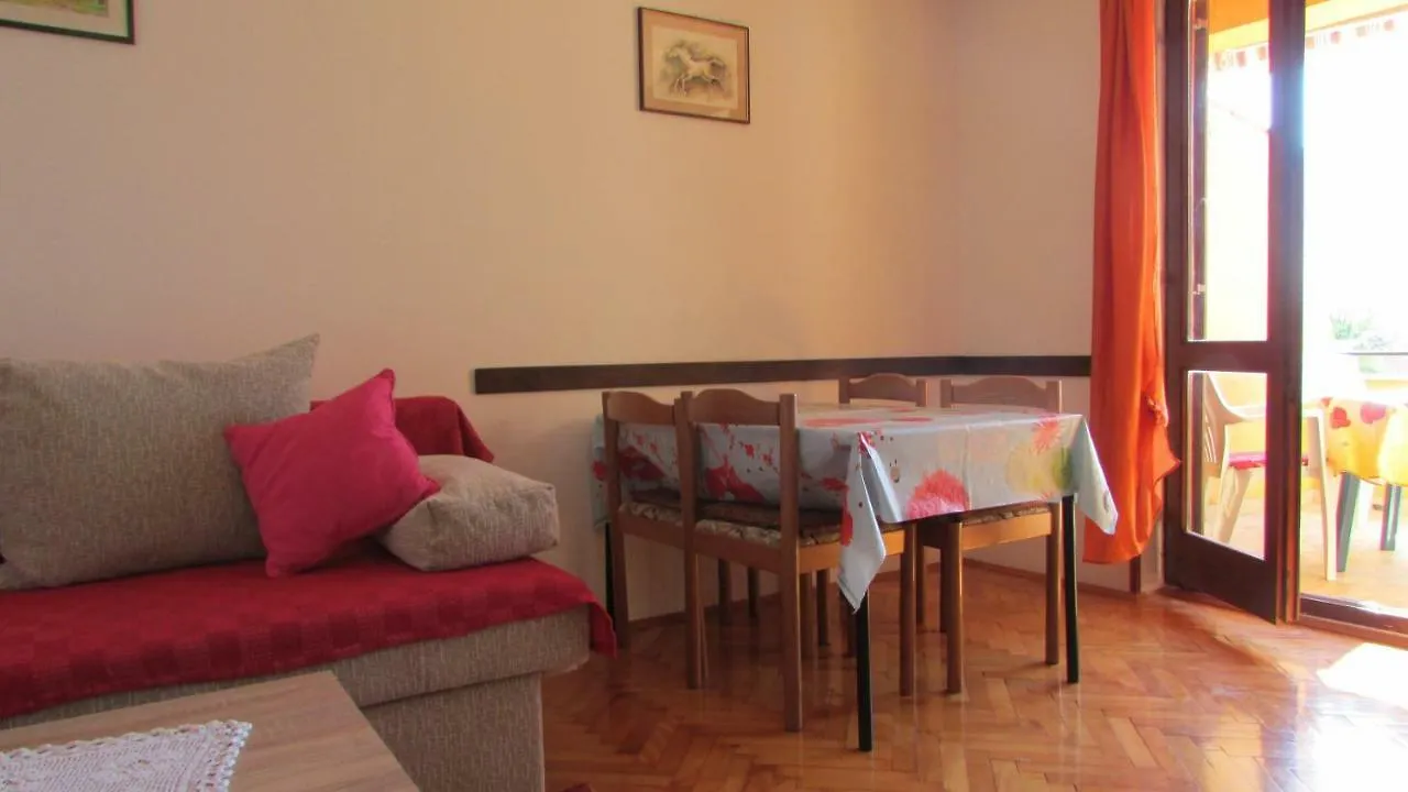 Apartmani Petunia