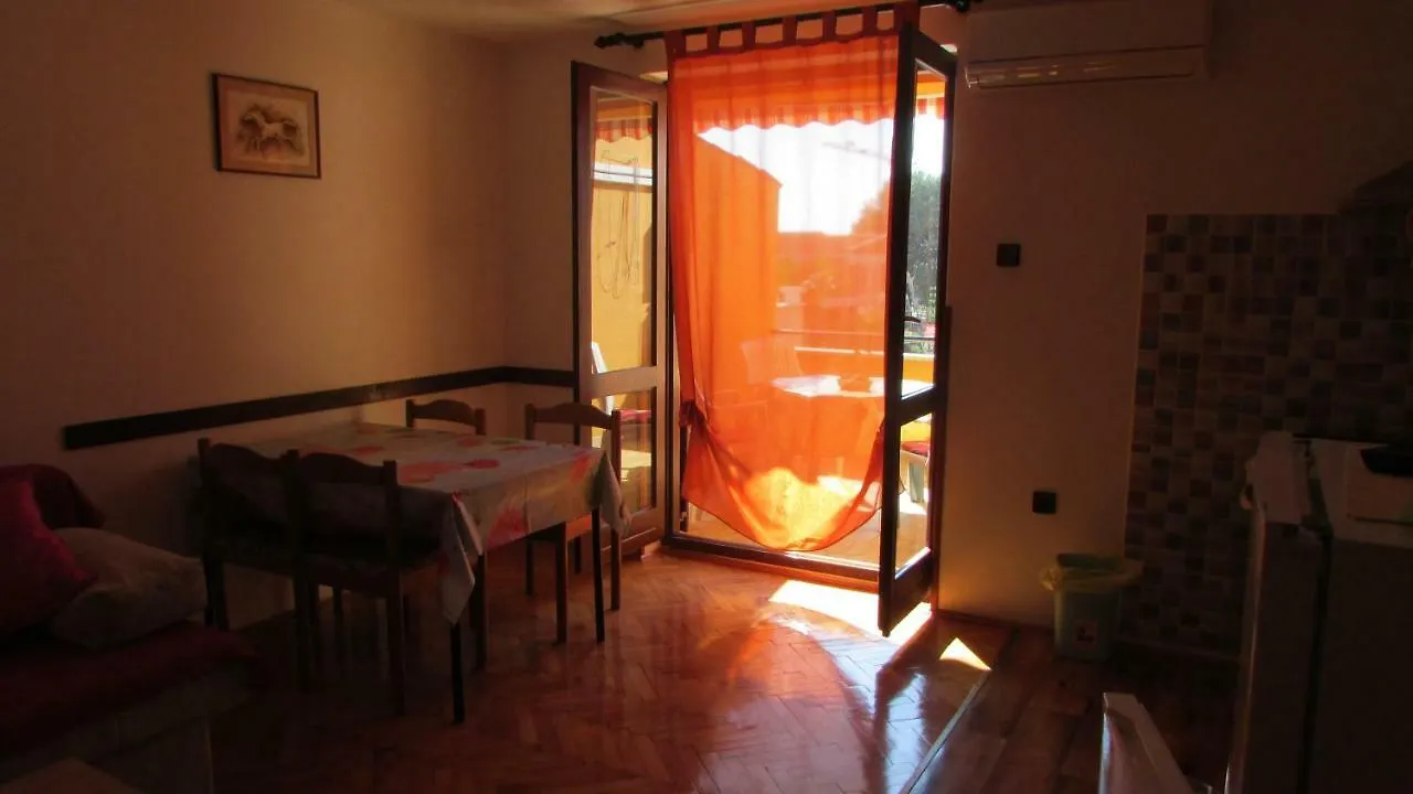 Apartment Apartmani Petunia Fazana Croatia